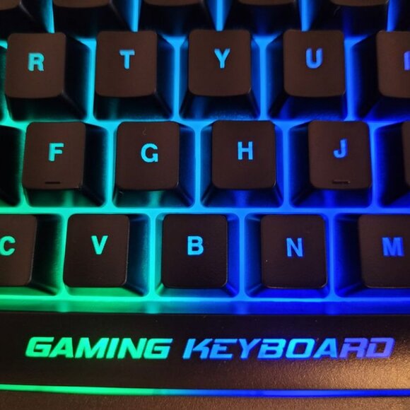 BRAND NEW, XTRIKE ME, GAMING MOUSE AND KEYBOARD SET!!! - Picture 4 of 8